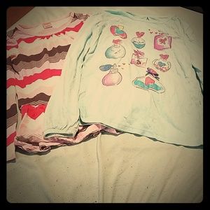 2 kids long sleeve tops